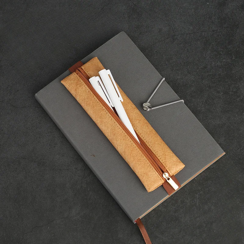 Porte-stylo à bande élastique  - Leather Work Notepad avis et prix